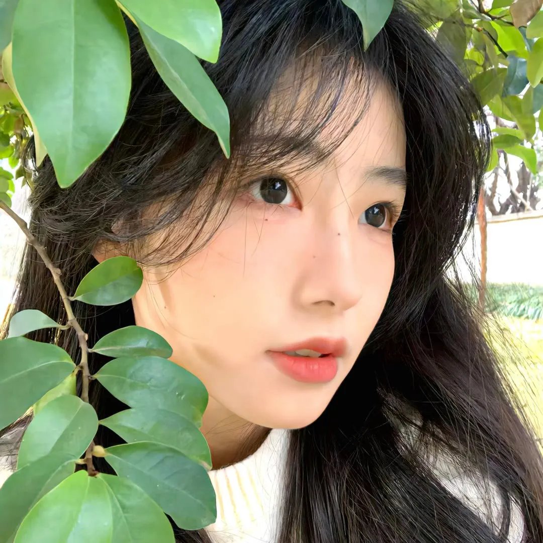 不再托腮遐思